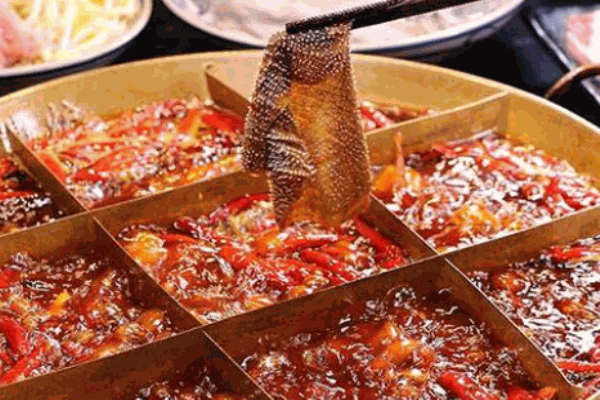 香肠嘴儿老灶火锅